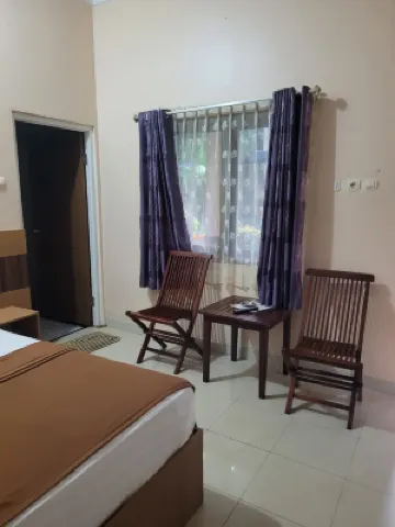 Hotel New Puri Ayu Hotels near Mesjid Cipta Rasa