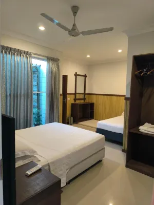 Ras Rana Lodge