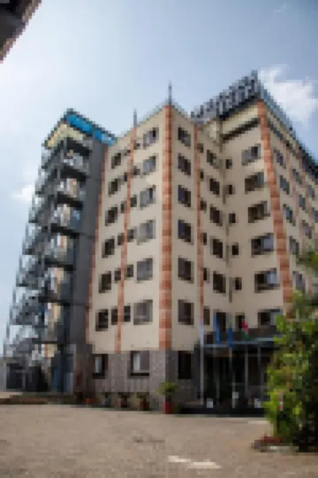 Buraha Zenoni Hotel and Resort Отели в г. 