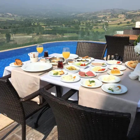 Morrian Hotel