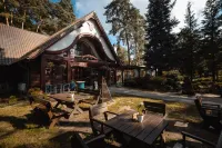 4 Pory Roku Resort Sauna & Spa - parking