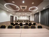 Hotel Il Fiore Kasai Annex Hotels near Urayasu Station