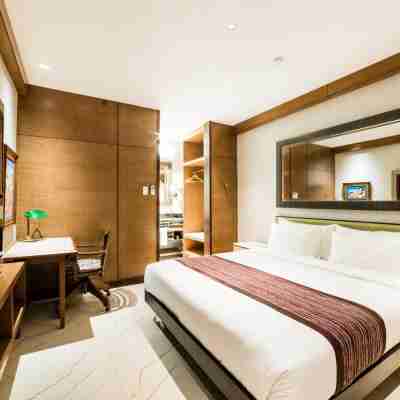 Gwandalan House Rooms