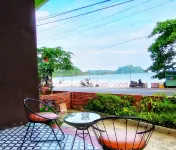 Cat Ba SOL Beach - Ocean View