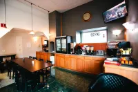 Bay City Inn