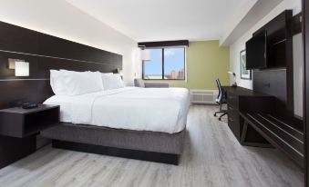 Holiday Inn Express & Suites Mississauga-Toronto Southwest