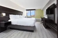 Holiday Inn Express & Suites Mississauga-Toronto Southwest Hôtels à : Mississauga