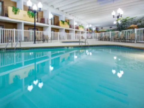 DoubleTree by Hilton Austin Hotels in Austin