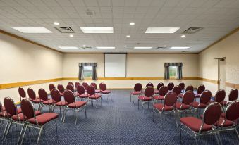 Ramada by Wyndham Trenton
