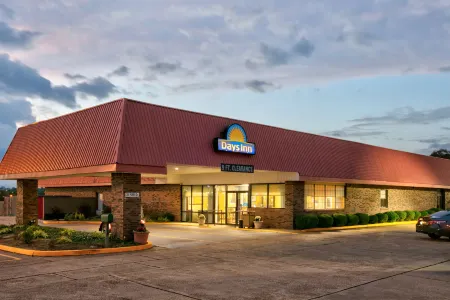 Days Inn by Wyndham Batesville