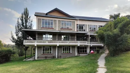 Esikar Gardens Hotel