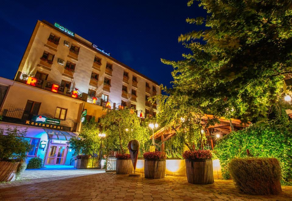 hotel overview picture