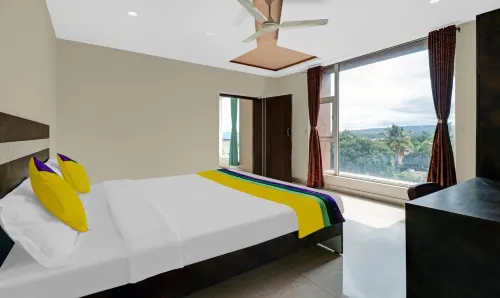 Itsy Hotels Kattari Komforts, 3 Km to Mahatma Gandhi Park - Wifi
