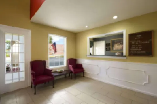 Quality Inn Covington Hotels in Covington