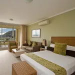 Mantra Ettalong Beach - parking