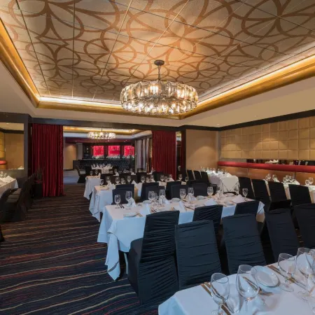 Wyndham Fallsview Hotel