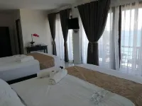 Veronica Inn