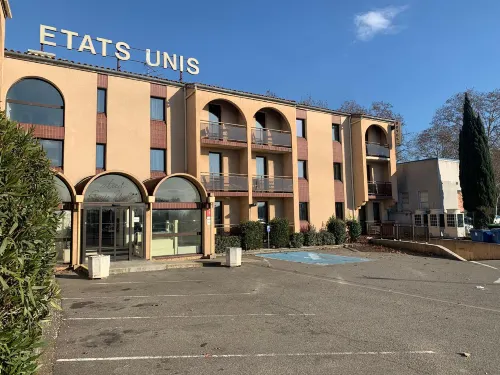 Contact Hôtel des États-Unis - balcony