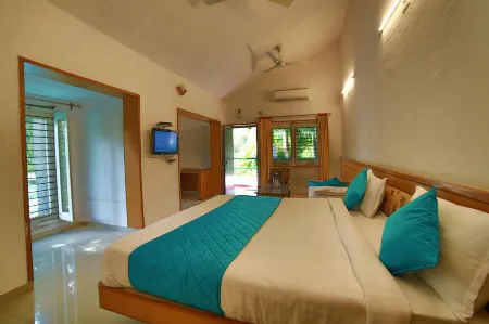 Samiralok Hotel Отели рядом с достопримечательностью «Пандав Бгаван Комплекс»