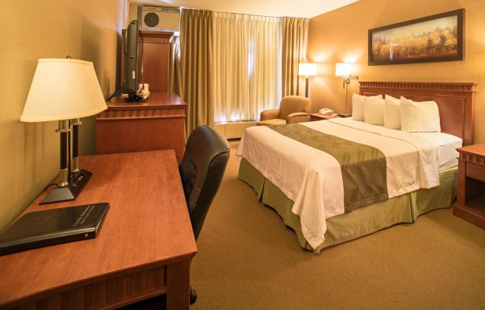Quality Inn & Suites PE Trudeau Airport