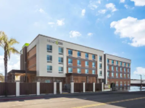 Home2 Suites by Hilton Eureka Hotels in Eureka