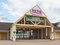 Super 8 by Wyndham Merrillville Hotels in Merrillville