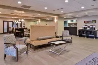 هامبتون إن كورتلاند فنادق في كورتلاند