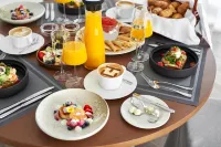 Crystal House Suite Hotel & Spa - breakfast