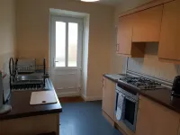 ثورسو سيلف كايترينج بيت فريندلي هوليداي ليتس