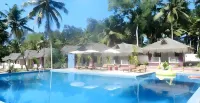 Phoenix Island Resort