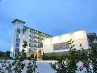 더 플로라 메이 리조트  호텔