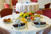 Hotel Dei Pini - breakfast