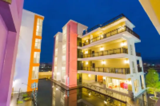 Ting Feng Cottage Hotels near Yilan Museum of Literature