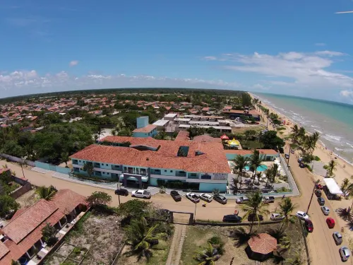 Hotel Paraiso Tropical Hotels in Alcobaça