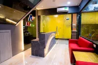 AK Hotel Nagoya Hill - 2-Star