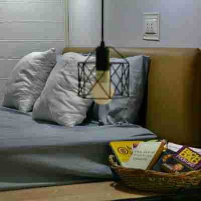 Kamia Tiny Rest House Rooms