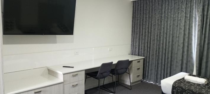 Big Valley Lakeside Paradise Motor Inn Hotels in Shepparton