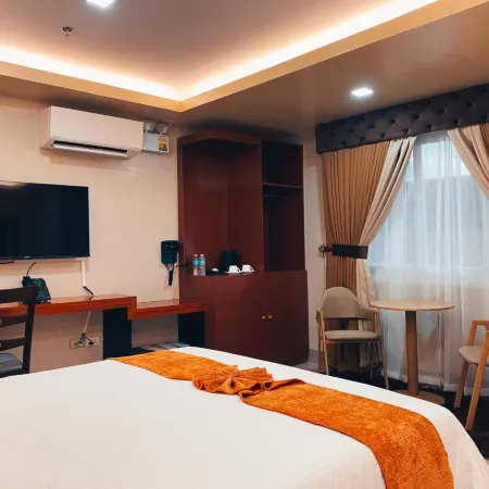 Emmie Hotel