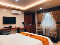 Emmie Hotel
