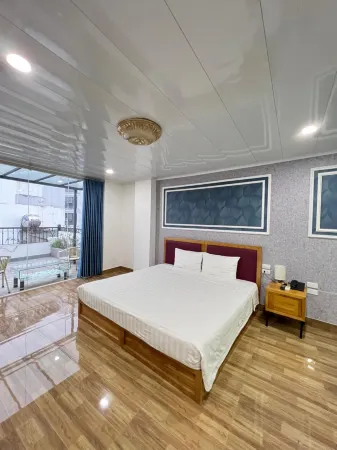 Holiday Suites Hotel & Spa