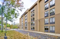 Hampton Inn Cleveland/Westlake Hotels in Westlake