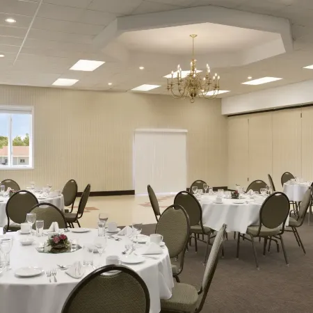 Days Inn by Wyndham Bridgewater Conference Center