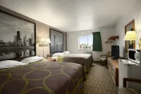 Super 8 by Wyndham Peru Starved Rock State Park Hotels in Peru