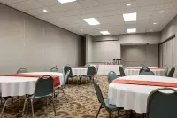 Ramada by Wyndham Alpena Hotel & Conference Center Hotels in Alpena