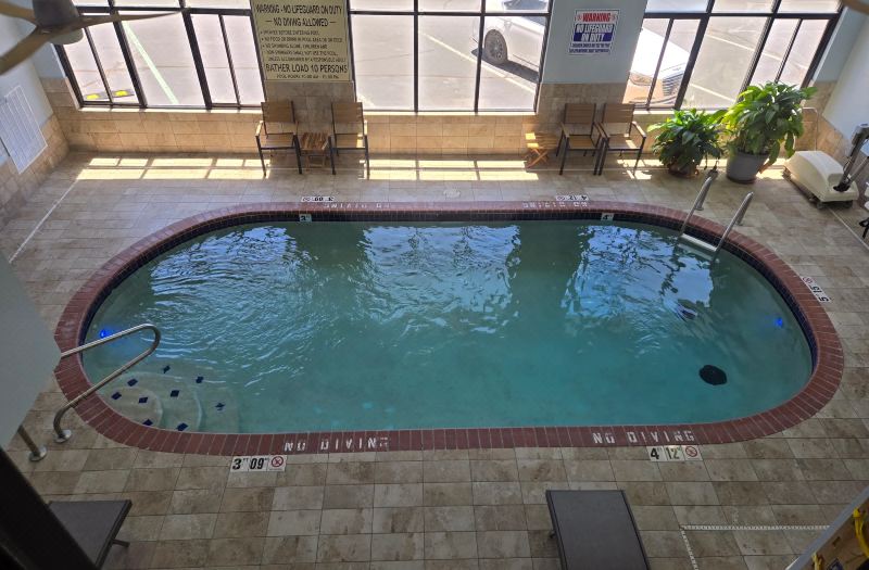 Holiday Inn Express & Suites ST. Louis West - Fenton by IHG photo 3
