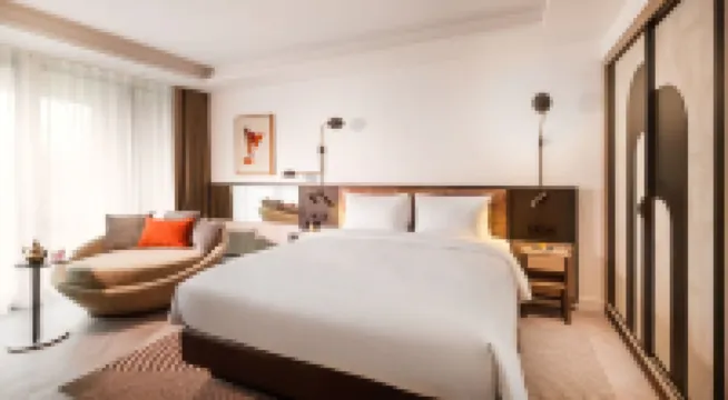 Kennedy 89 in the Unbound Collection by Hyatt