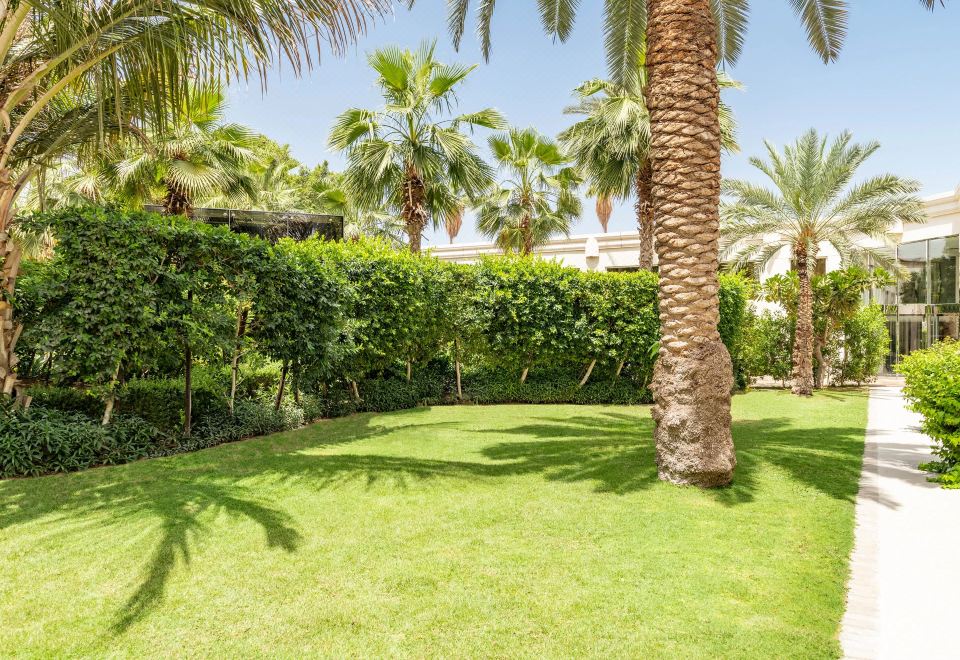 Le Méridien Dubai Hotel & Conference Centre