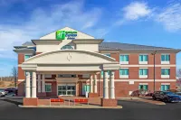 Holiday Inn Express & Suites Louisville South-Hillview Hotels in Brooks