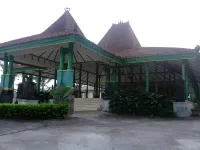 Putri Duyung Guest House Hotel a Karangpandan