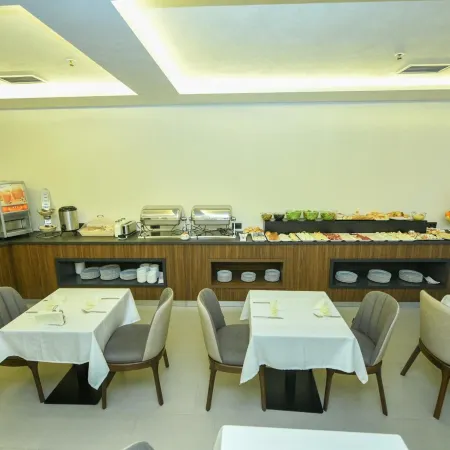 Hotel Lazaro
